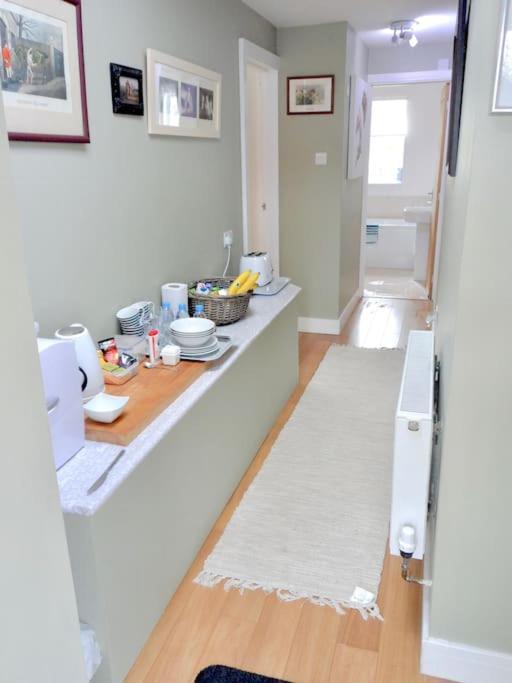 Stunning Annexe 1 Luxury Bedroom, Eating Area & Bathroom Only! Truro Extérieur photo
