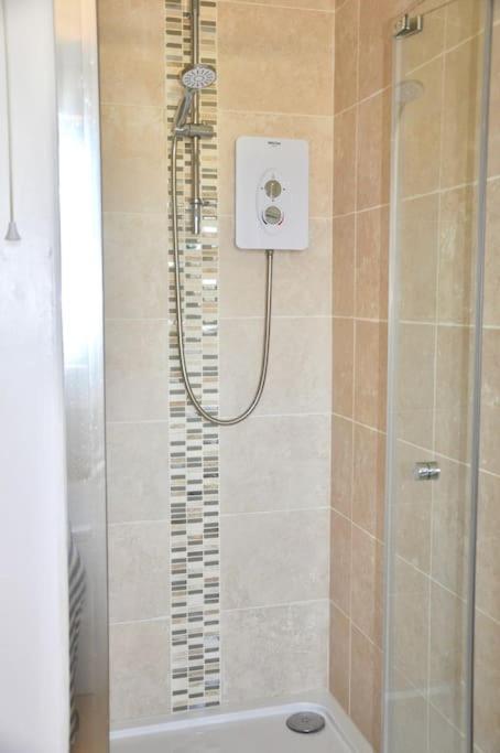 Stunning Annexe 1 Luxury Bedroom, Eating Area & Bathroom Only! Truro Extérieur photo